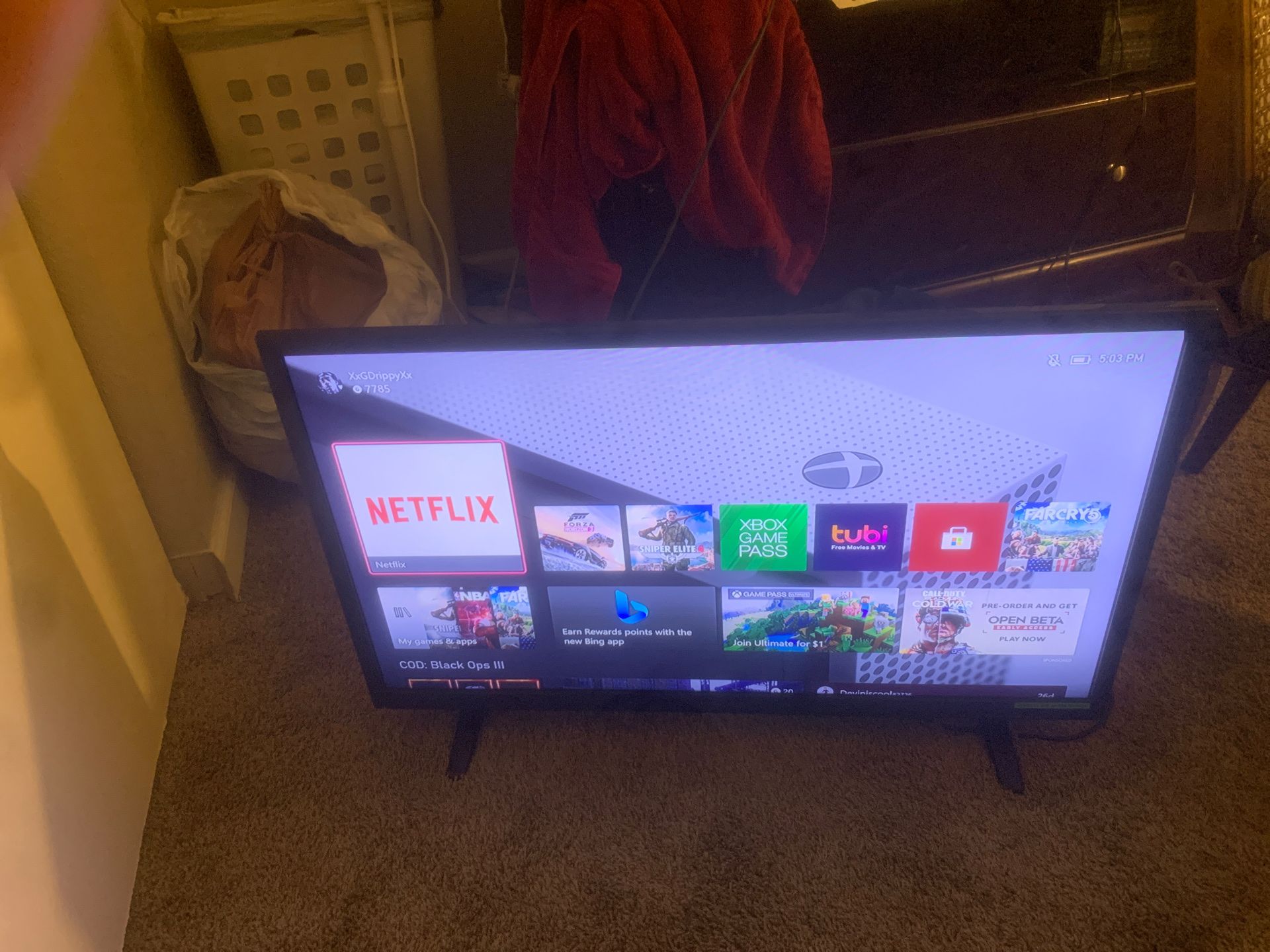 Insignia tv has a DVD player on the side