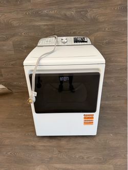 Maytag electric dryer laundry
