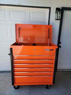 Snap on 40" Roll cart( KRSC46HPJK) TOOL BOX