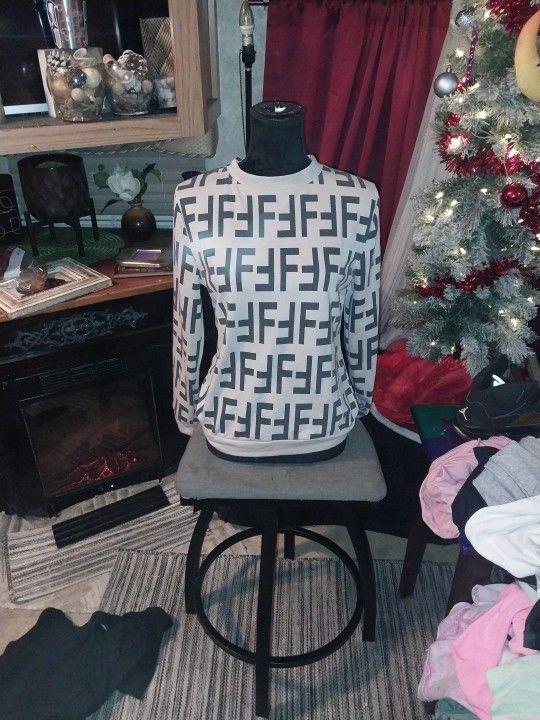 Knock Off Fendi Long Sleeve Shirt