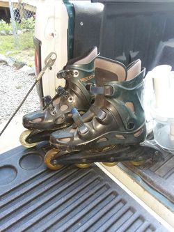 Roller blades