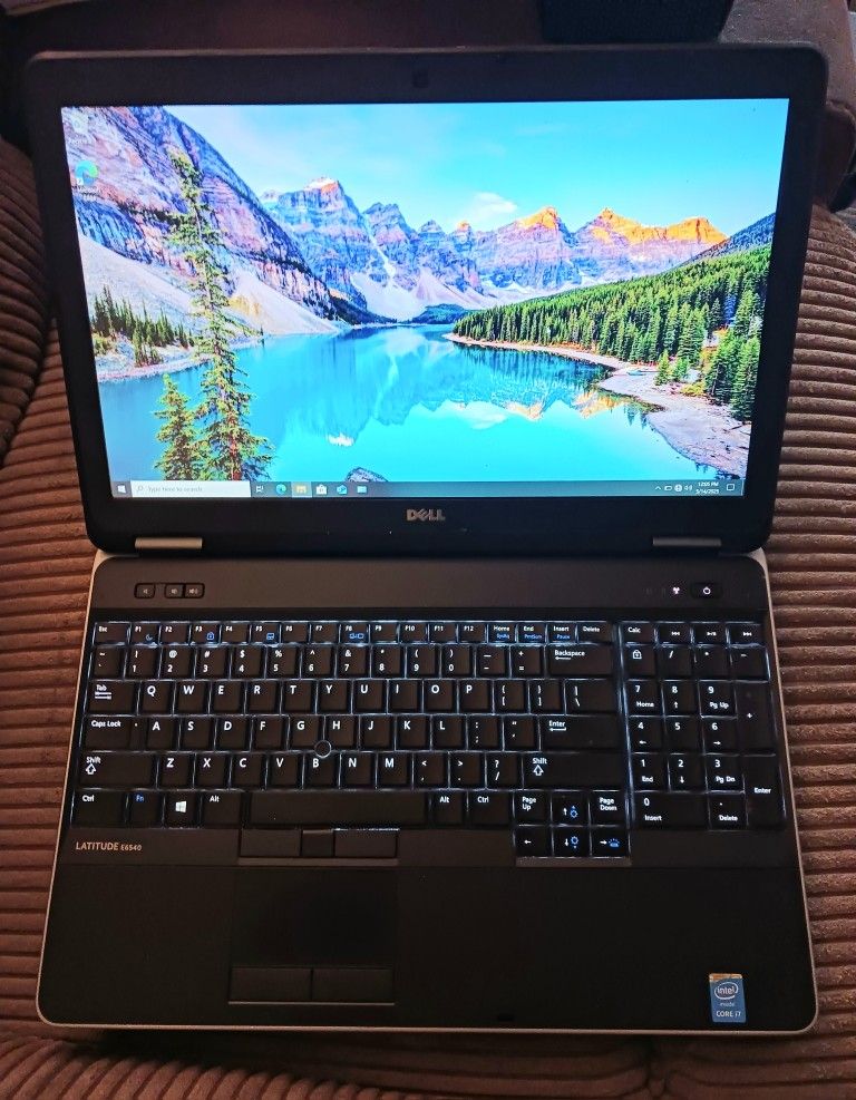 Dell Latitude 16 Inch Laptop Intel Core i7 3.8 GHz Turbo 16 GB RAM 500 GB HD 1080P LCD DVDRW Wi-Fi & Bluetooth Wireless Windows 11 Professional 