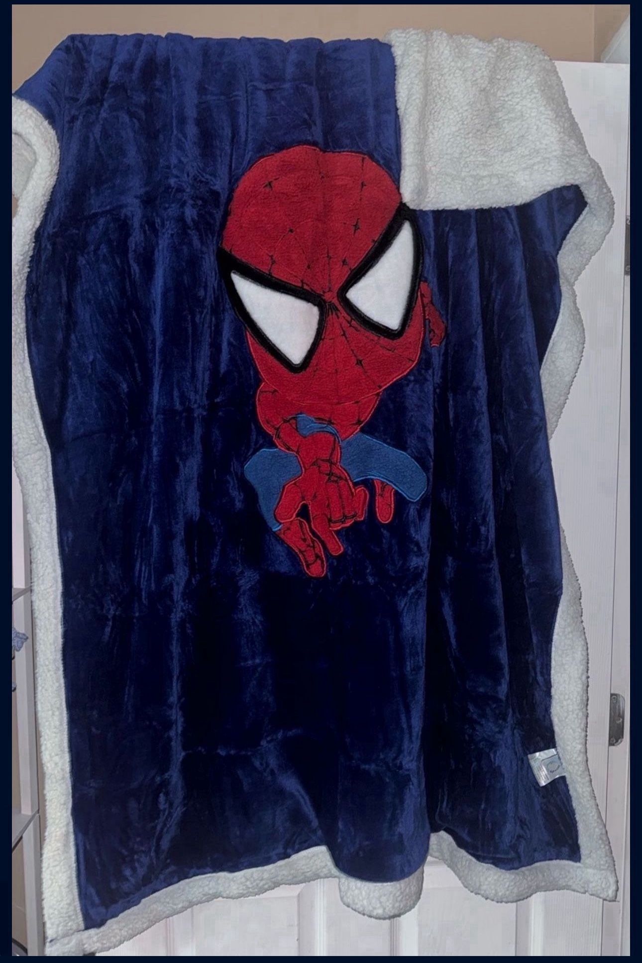 Spiderman Blanket