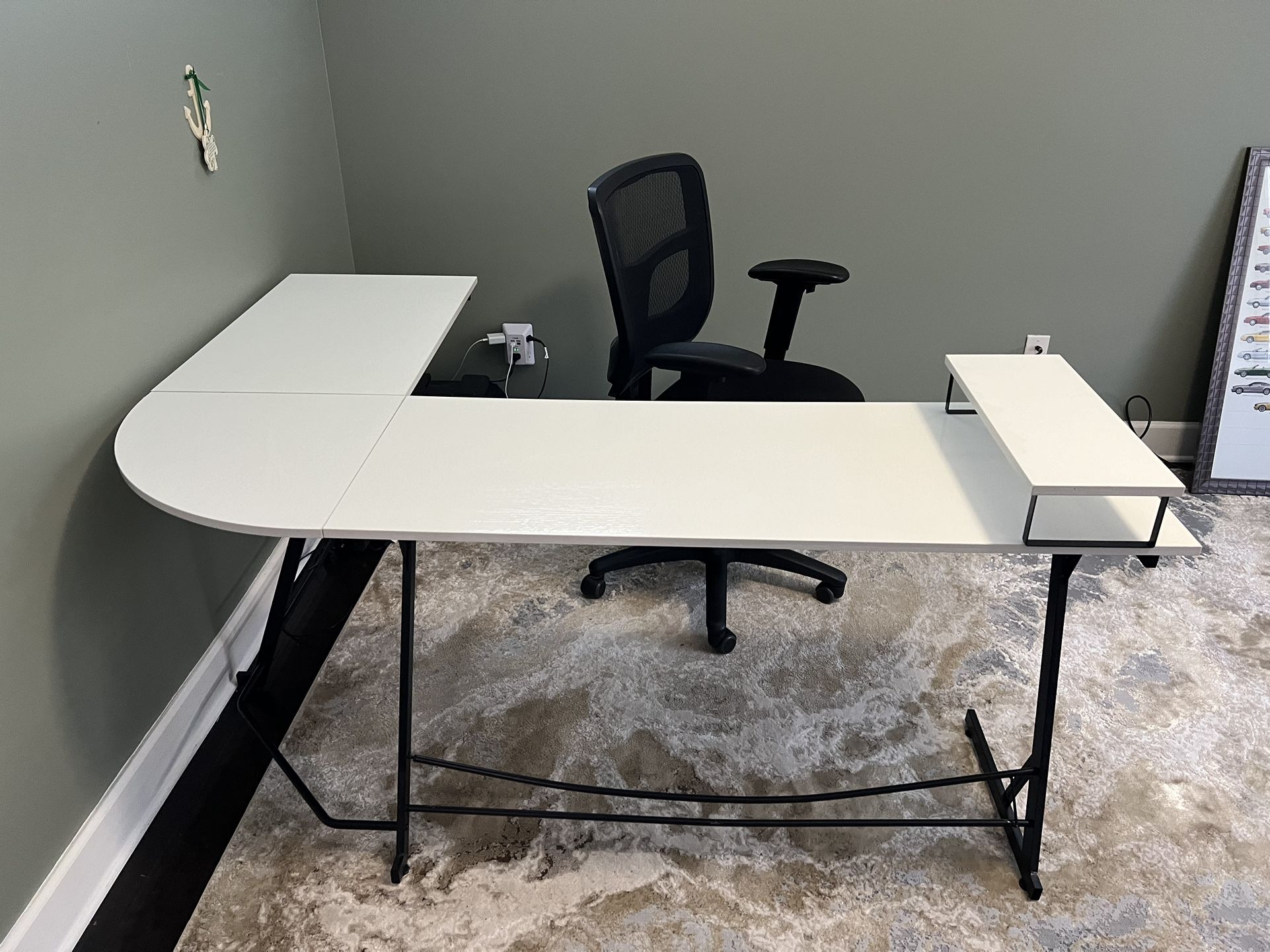 L Shape Desk $45