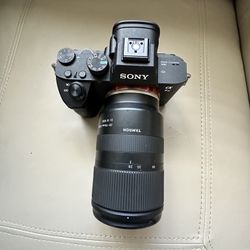 Sony a7iii + Tamron 28-75 Lens 