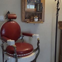 Antique Double Round Barber Chair