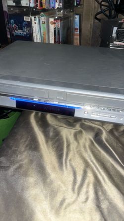 Jvc vcr/dvd player works good $100