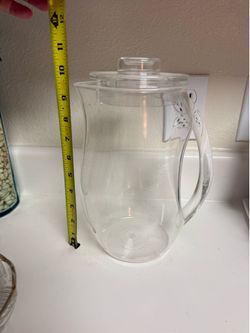 Clear Plastic Pitcher with Lid