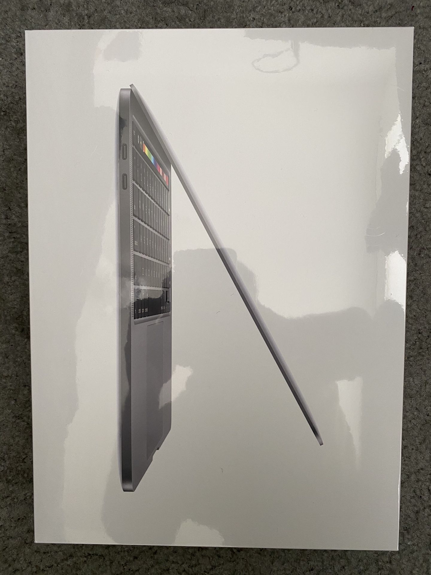 13 inch Apple MacBook Pro