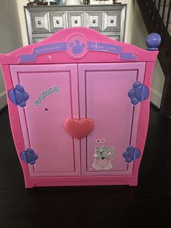 Built A bear Armoire