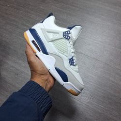 Jordan 4 Retro