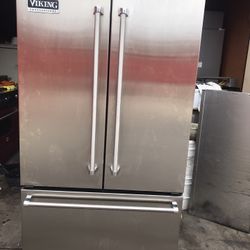 Viking Professional Refrigerator 36”