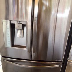 LG Black Stainless Steel French Door Flex Door Refrigerator 