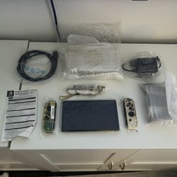 Nintendo Switch OLED Tears Of The Kingdom Edition 