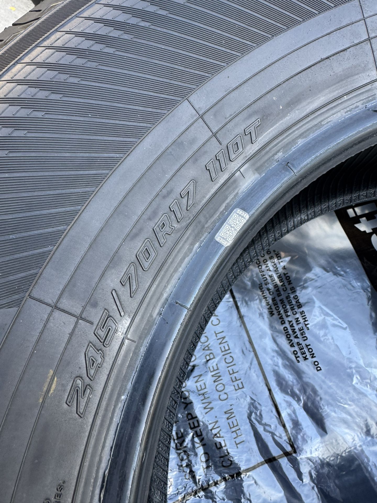 Yokohama Geolandar CX-V All Season Tires 245/70R17