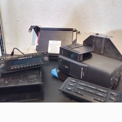 Original 2001 Porsche Bose stereo system tape player and 6 CD player Amp all work