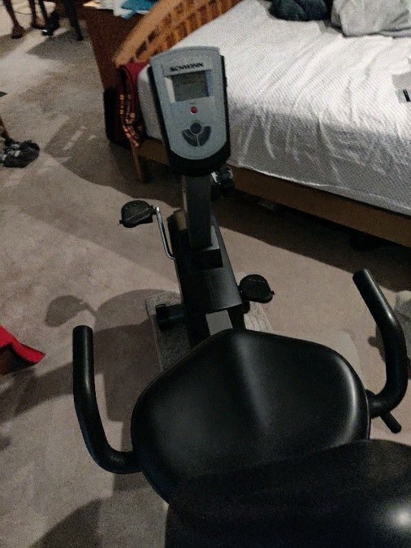New Balance 5k 6200 Recumbent Exercise Bike | Bike Pic