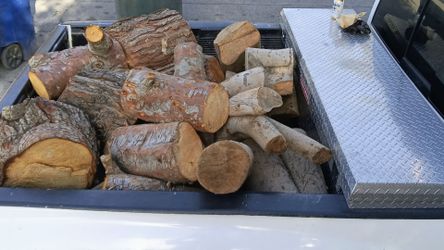 🔥 Premium White Oak and Red Oak Firewood 🔥