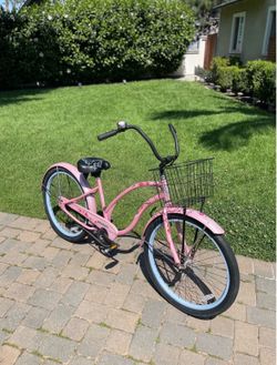 Pink 26” Women’s beach cruiser bike