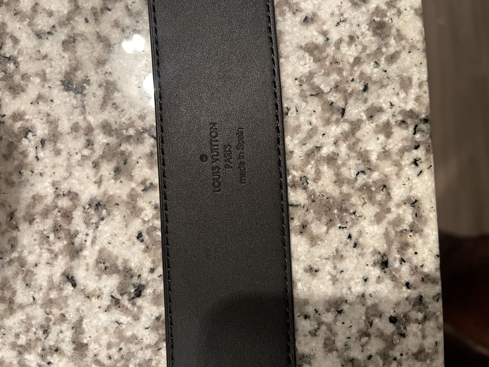 Gray and black Leather Louis Vuitton Belt. Size 44/110. This will fit a waist  size from 32 to 36 for Sale in Fort Stewart, GA - OfferUp