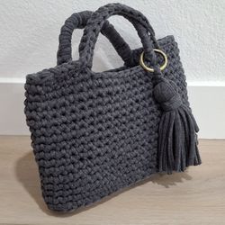 Gray Handmade Knit Bag, Pre-Owned 