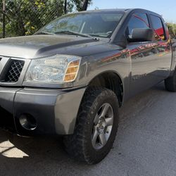 2005 Nissan Titan