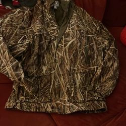 Men’s Jacket Size Large 