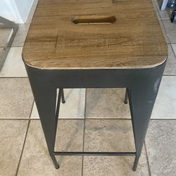 Counter Stool Industrial Metal Design w/Wood Seat