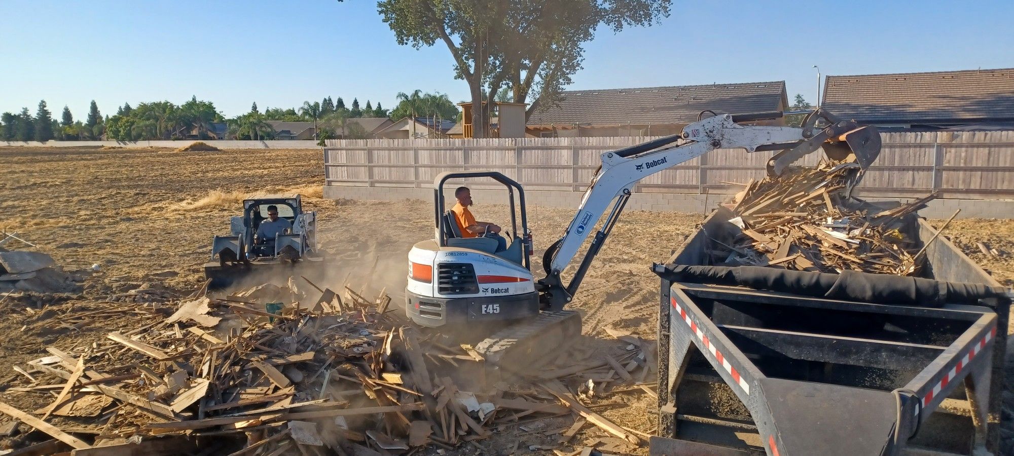 Dirt Grass Bobcat Dump Trailer