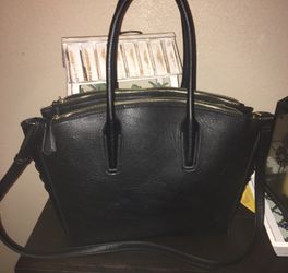 VS black bag