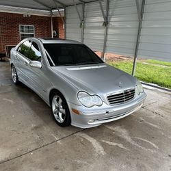 2004 Mercedes-Benz C-Class