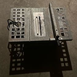 Table Saw Makita. 