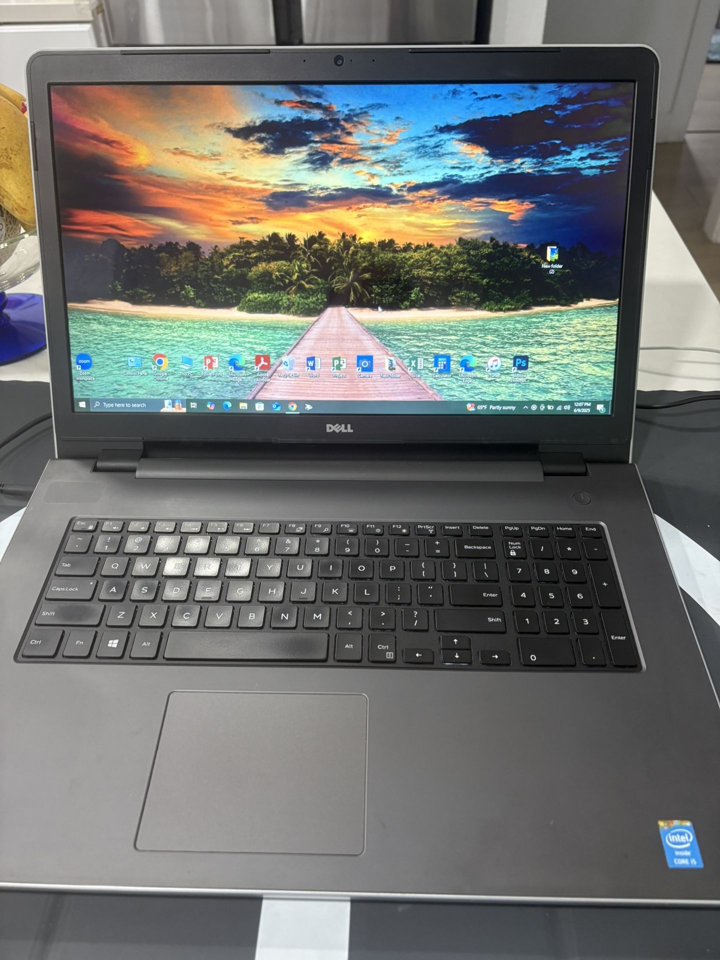 i5…i5…i5…i5. DELL INSPIRON model # 5758 LAPTOP WINDOWS 10 Professional ……… FULLY LOADED with MICROSOFT and PHOTOSHOP … installed and activated. (Y