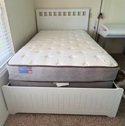 Bed and Dresser set