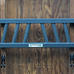 Titan Multi Grip Bar