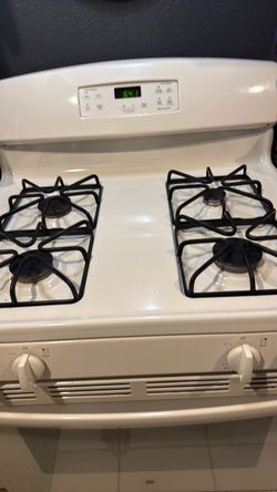 Stove and dishwasher ( must pick up)