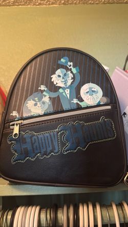 Haunted mansion loungfly
