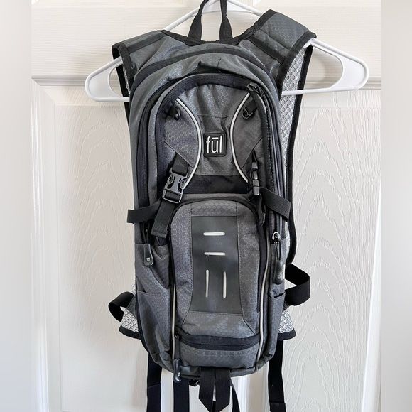 Ful Hydration Pack for Cycling, Hiking