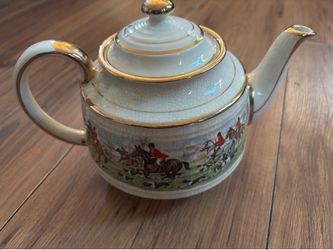 Vintage James Sadler Fox Hunt Teapot – Made in England – Gold Trim