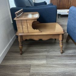 Mid Century Ethan Allen End Table 