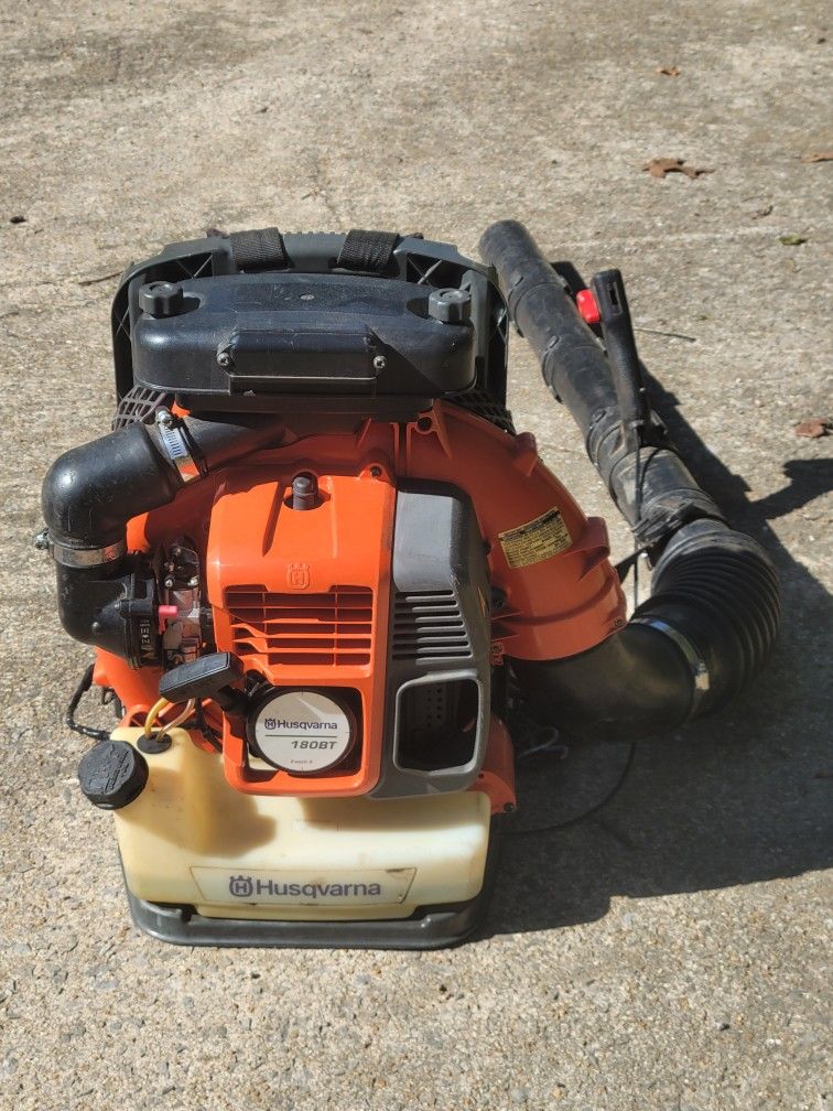 Husqvarna 180BT, 72cc 685CFM 201MPH Commercial Grade Backpack Leaf
