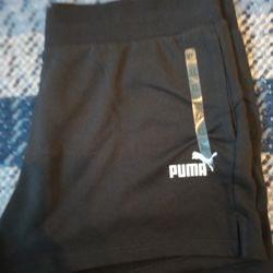 Woman's Puma Shorts