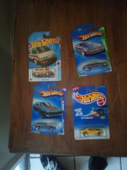 Hot wheels open hood