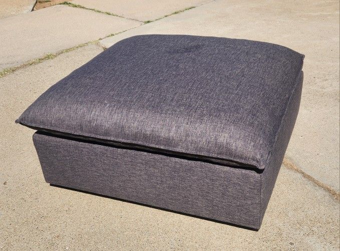 Crate & Barrel Ottoman 39" X 39"