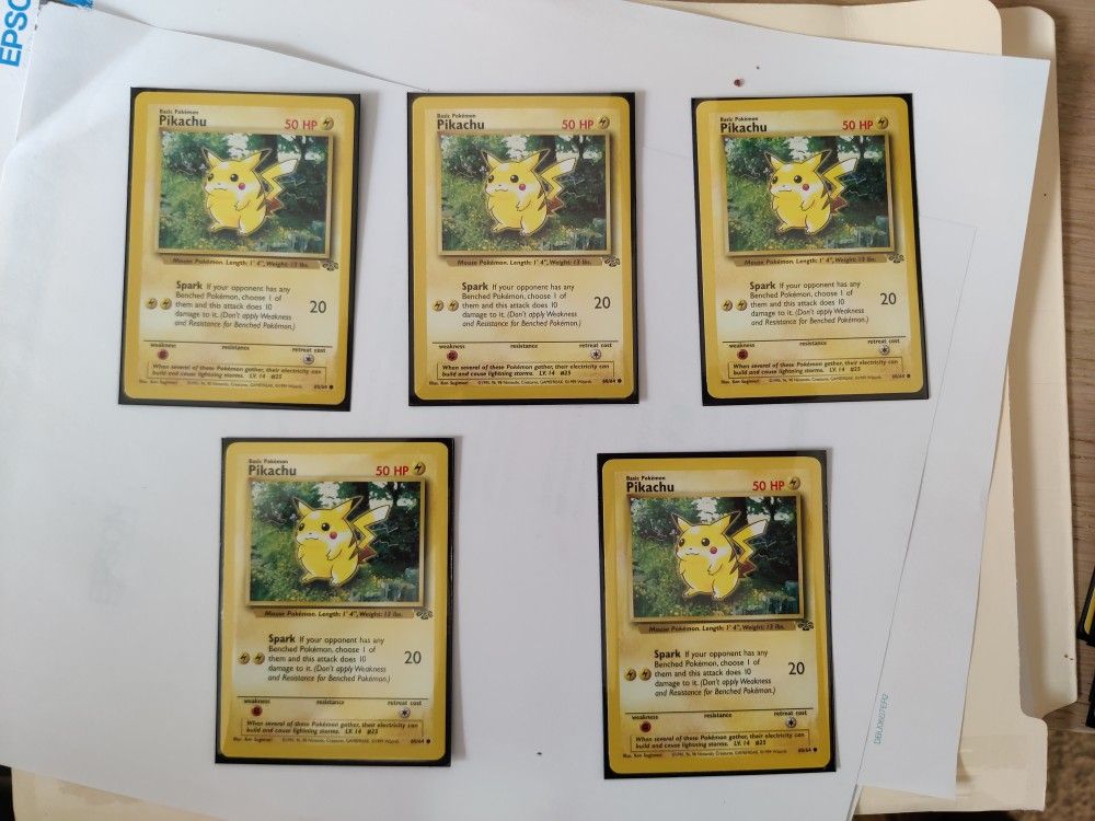 Jungle Pikachu, Red Cheeks
