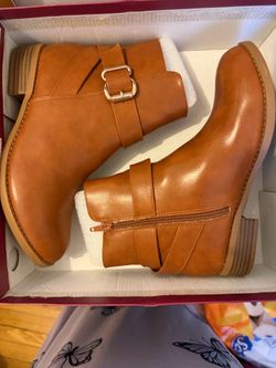 Brown Chelsea boots