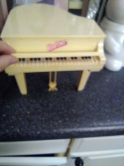 Vintage Barbie Piano