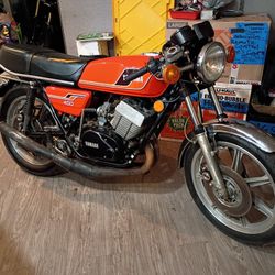 1977 Yamaha Rd400 Parts 