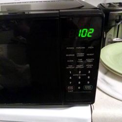 Small Microwave Walmart Brand