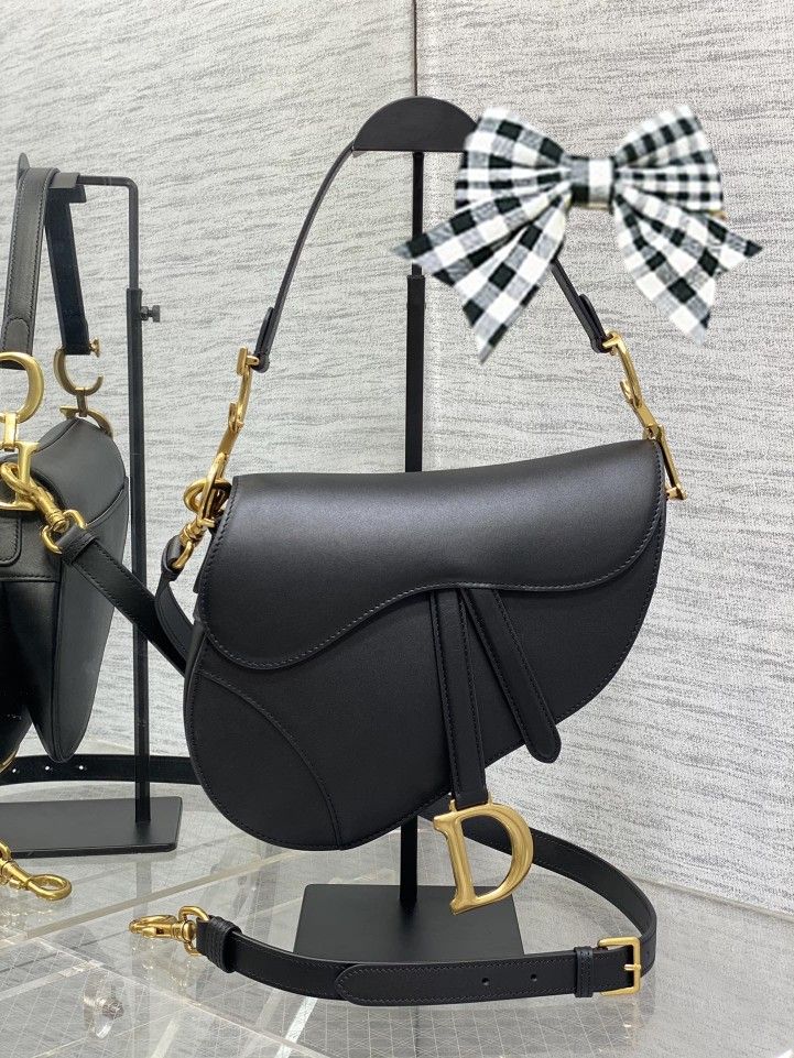 Michael Kors hand bag